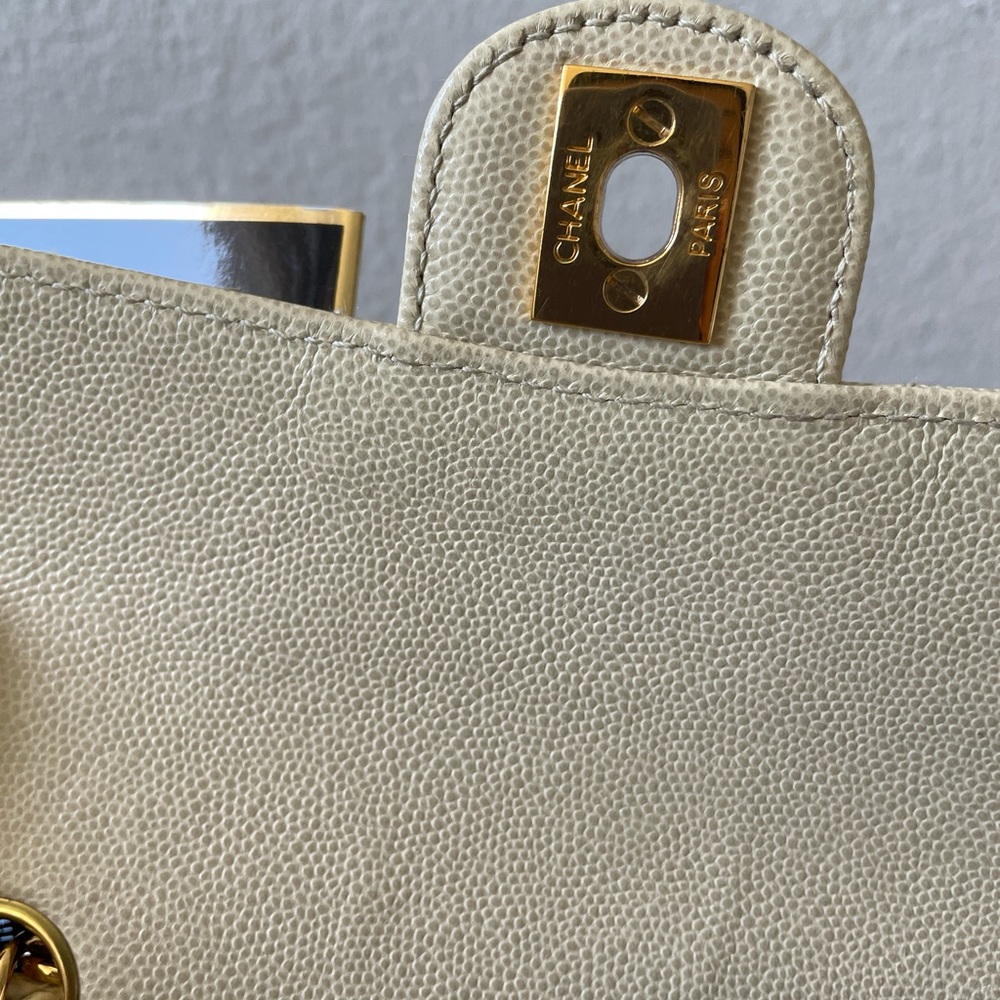 Chanel Vintage Caviar Beige Mini Square with 24K GHW - Picture 8 of 17
